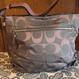 Coach adjustable shoulder bag